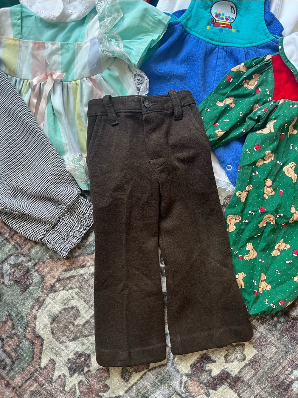 Vintage Lot Bundle of Mixed Baby & Toddler Clothing Bundle - Multi-Color/sizes - Picture 3 of 5